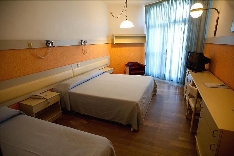 Hotel Select Marina di Campo Esterno foto