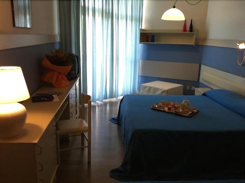 Hotel Select Marina di Campo Esterno foto